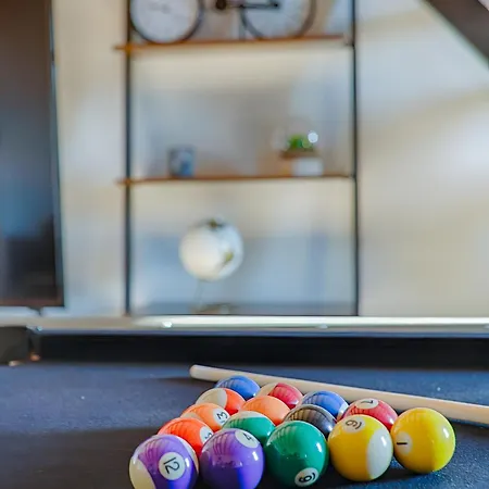 L'escarpin - Billiards - Historic Romans-sur-Isère